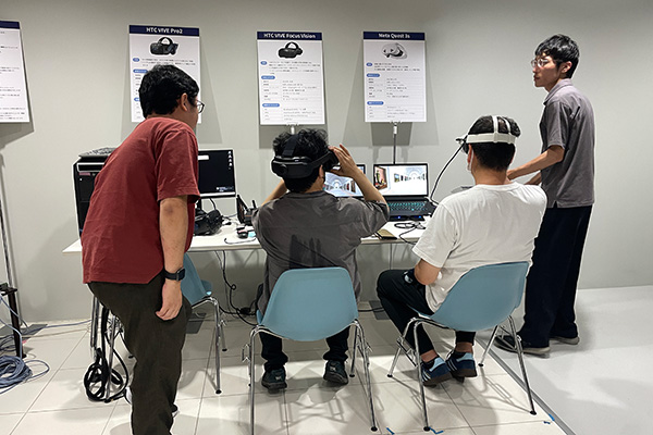 HMD体験の様子②