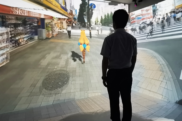 動画版ストリートビューをプロジェクション型VRで体験