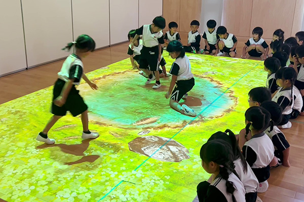 保育園にVR？触れて学べる新技術
